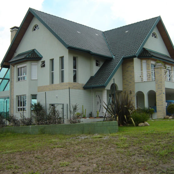 Esquadrias de Alumínio para Residência Particular - Alpha Ville Graciosa